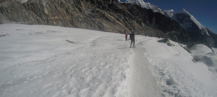 Nepal himalaya trekking tour