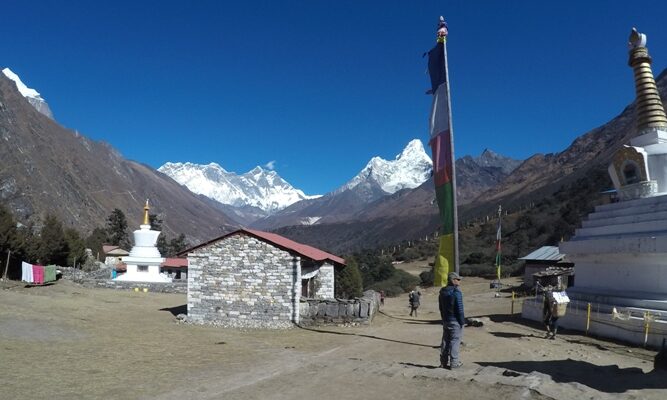 Skyline Treks & Walking in Circles UK we both join together