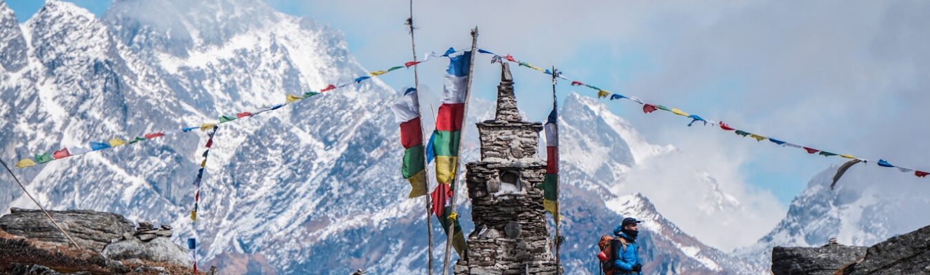 Trekking in Nepal best time of year