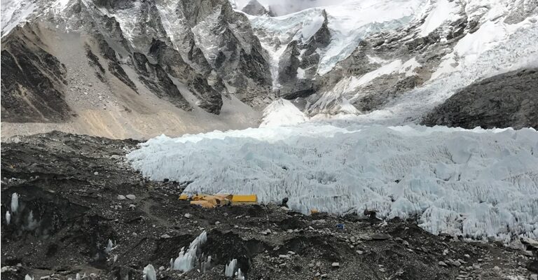 Khumbu ice fall Everest