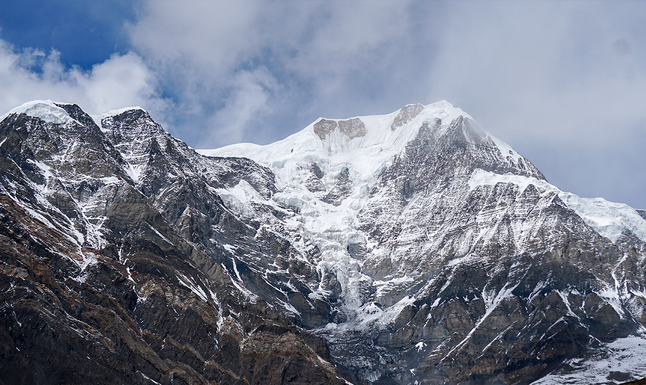 Chulu East Peak Climbing – 19 Days