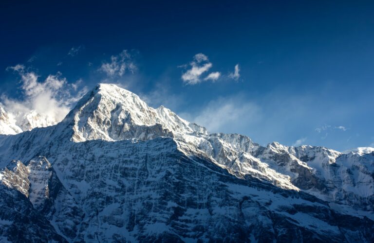 Mardi Himal Peak Climbing – 17 Days