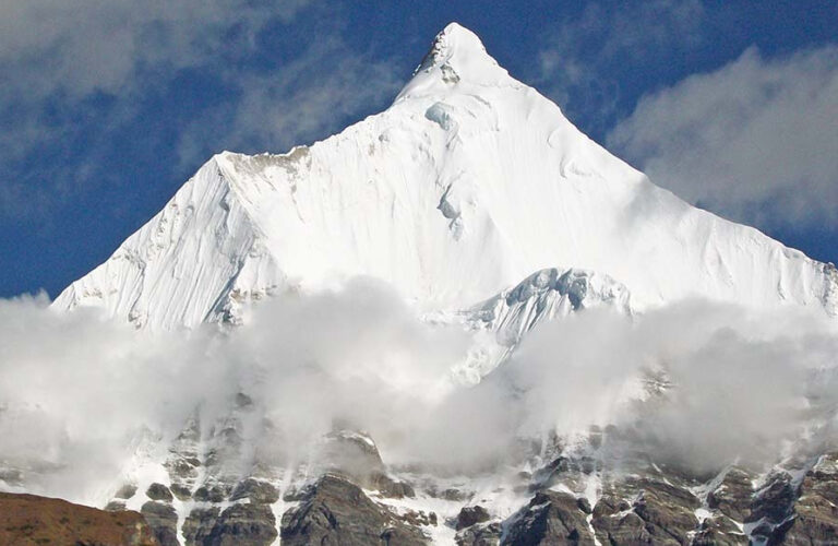 Mount Chomolhari Base Camp Trekking