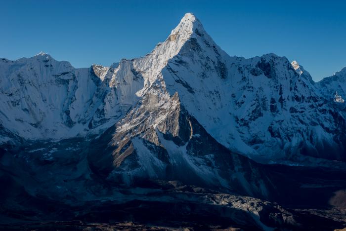 Ama Dablam Base Camp Trekking – 10 Days