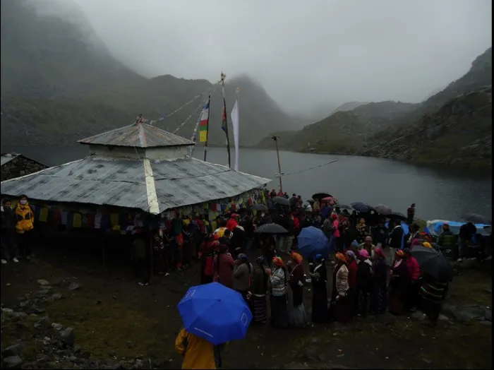 Gosaikunda Festival Trekking – 12 Days