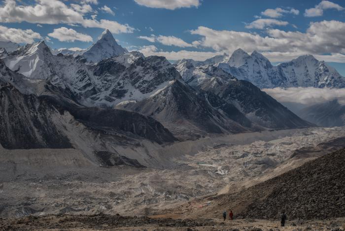 Hinku Hongu Valley Trek – 24 Days