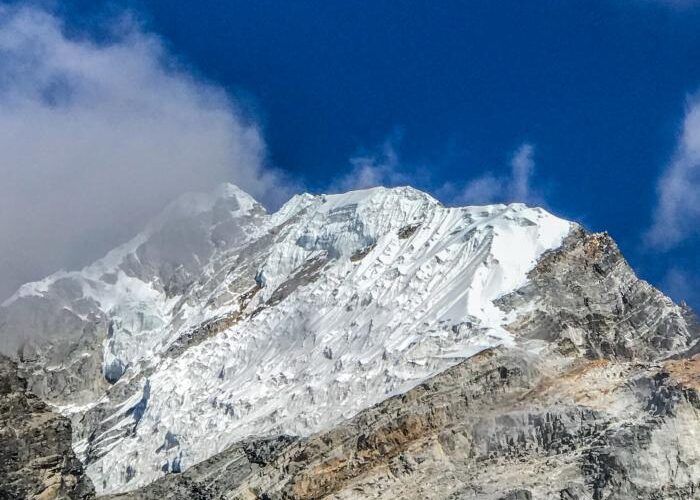 Lobuche East Peak Climbing – 15 Days