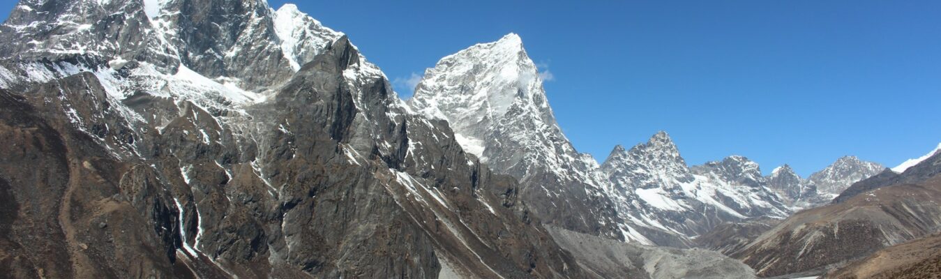 Lobuche to Gorakshep: Altitude, Terrain, and Difficulty Level Explained
